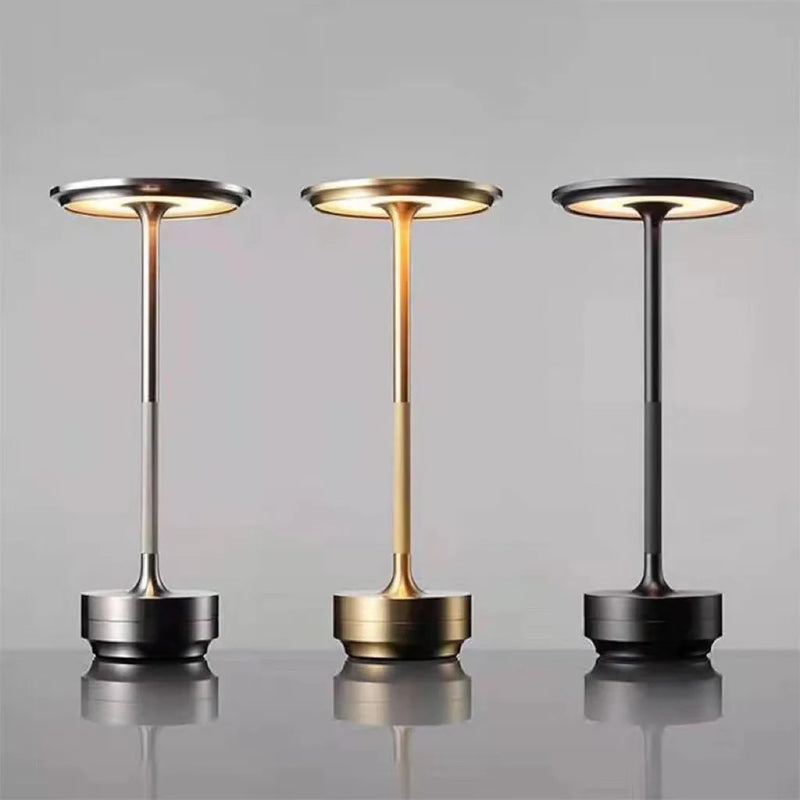 Luminária de Mesa LED Sem Fio Metal Light Copenhagen